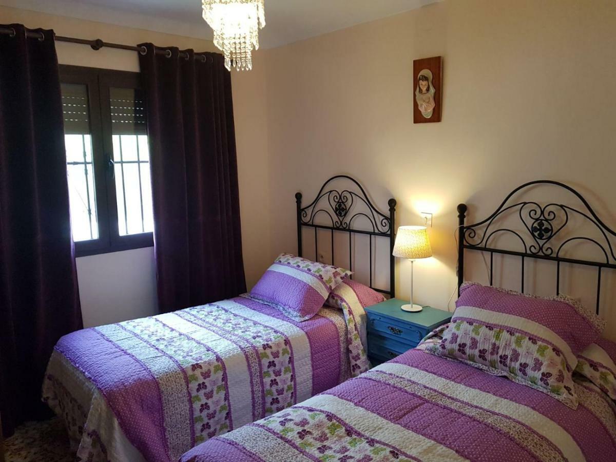 Cortijo De La Cruz Villa Iznajar Luaran gambar