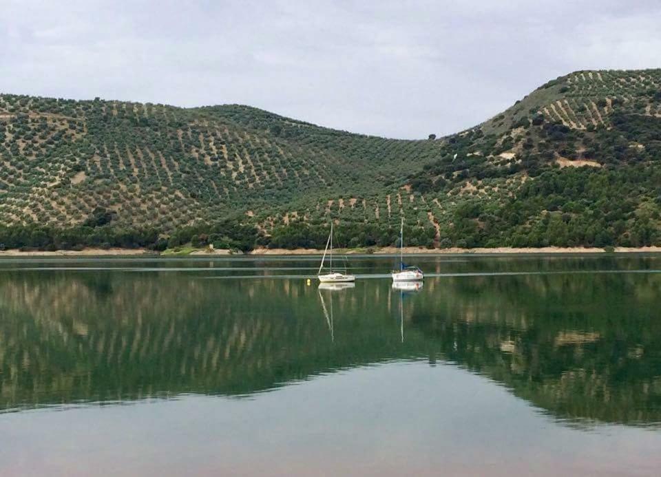 Cortijo De La Cruz Villa Iznajar Luaran gambar